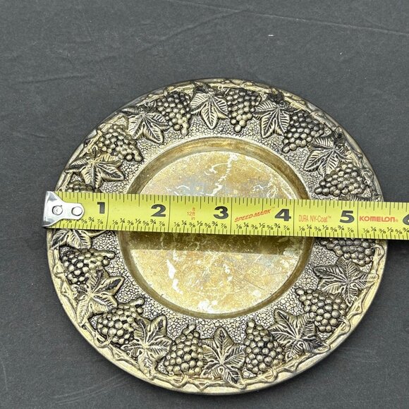 VTG International Silver Co. Grape Leaf Pattern Coasters Set Of 3 Patina Metal - Picture 2 of 8